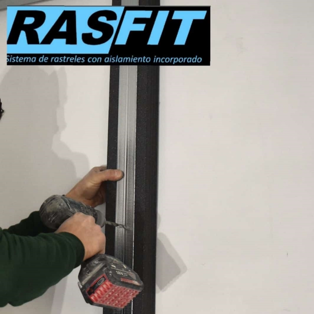 INSTALAR RASFIT DE 42  EN PARED HASTA 2,6MTS
