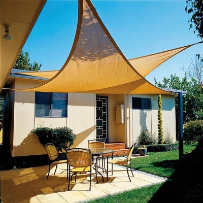 Imagen de Toldo Vela Sombra Jardin Triangular 5x5x5 metros Beige