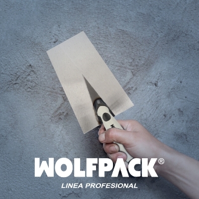 Imagen de Paleta Wolfpack Plus Mango de Goma 341-b/180 mm.