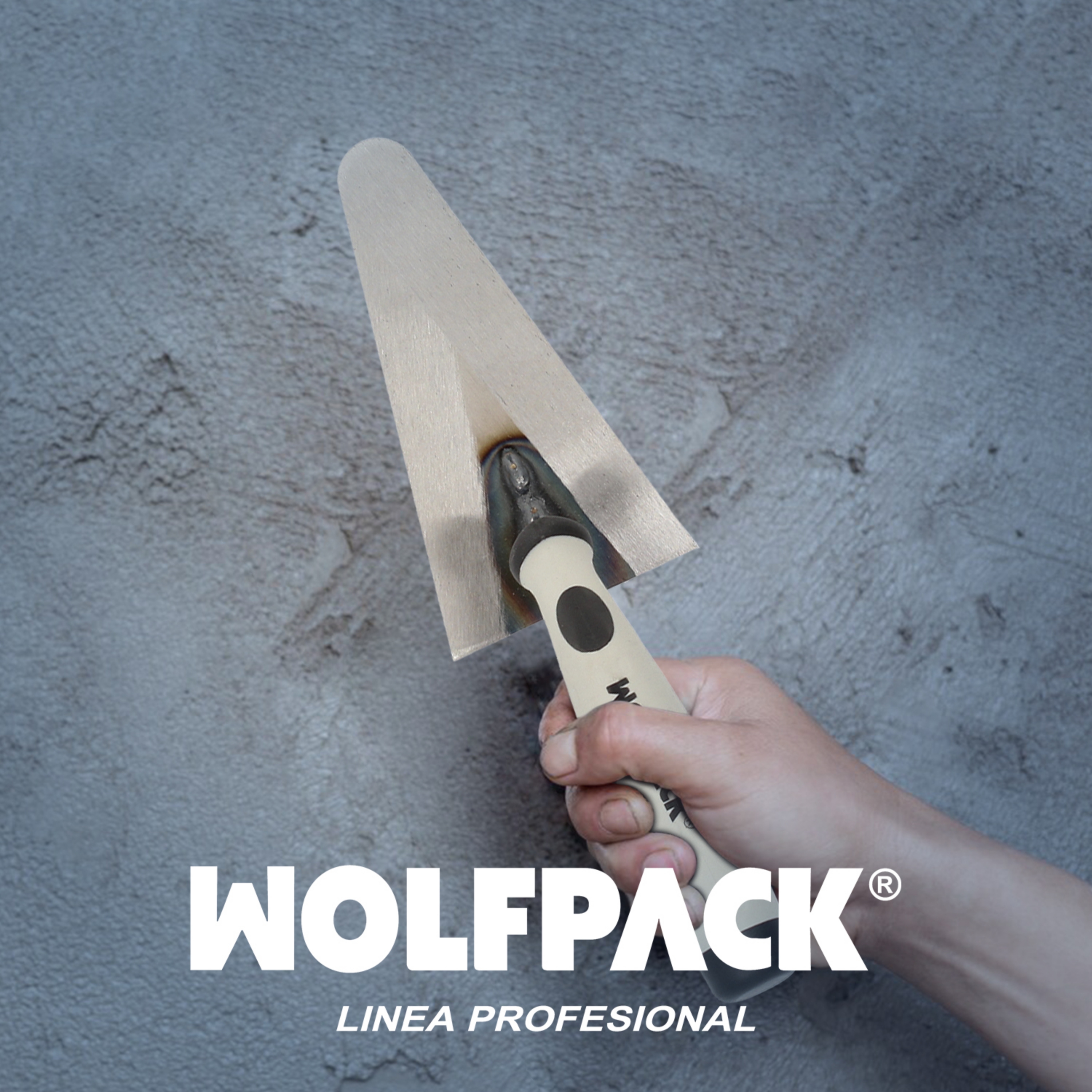 Imagen de Paleta Wolfpack Plus Mango de Goma 344  165x120mm.